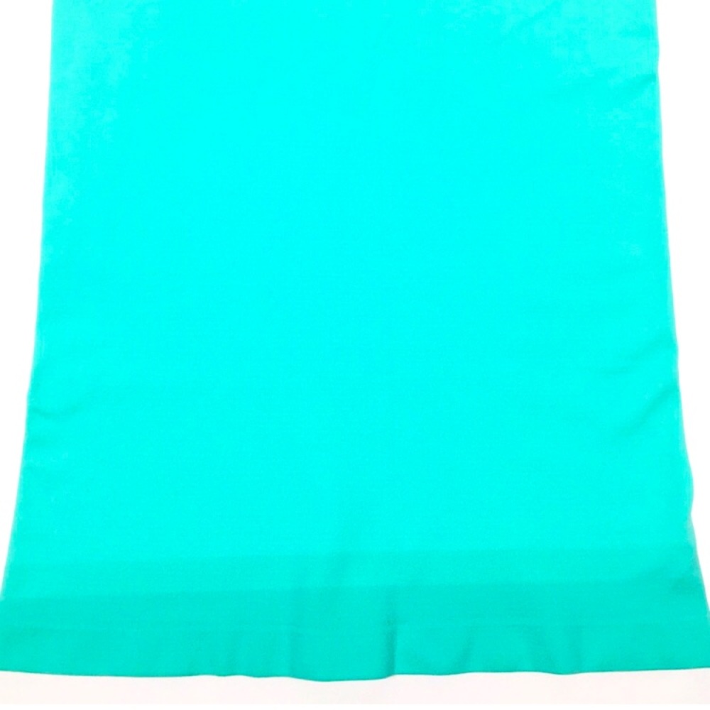 ❤️SOLD❤️🆕 Trendy Mint Green Stretchy Slimming Top - Picture 7 of 11